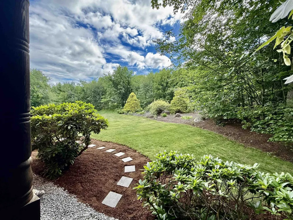 40 Lakewood Drive Alton NH 03810