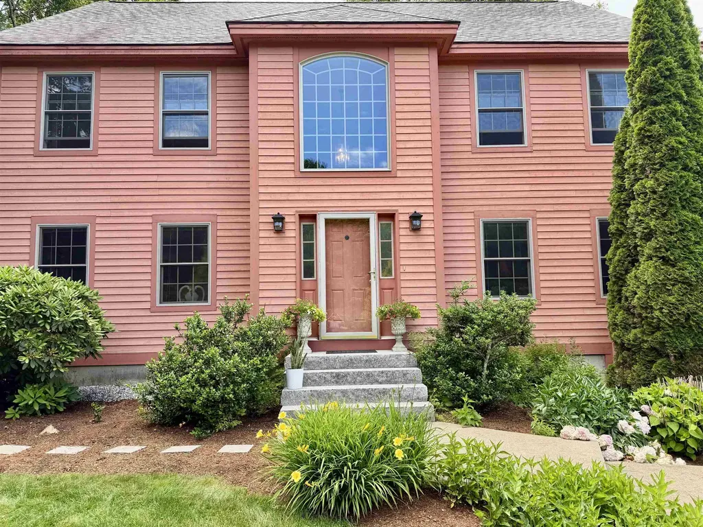 40 Lakewood Drive Alton NH 03810
