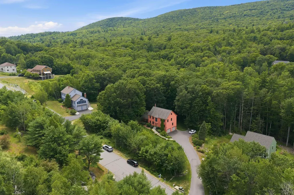 40 Lakewood Drive Alton NH 03810