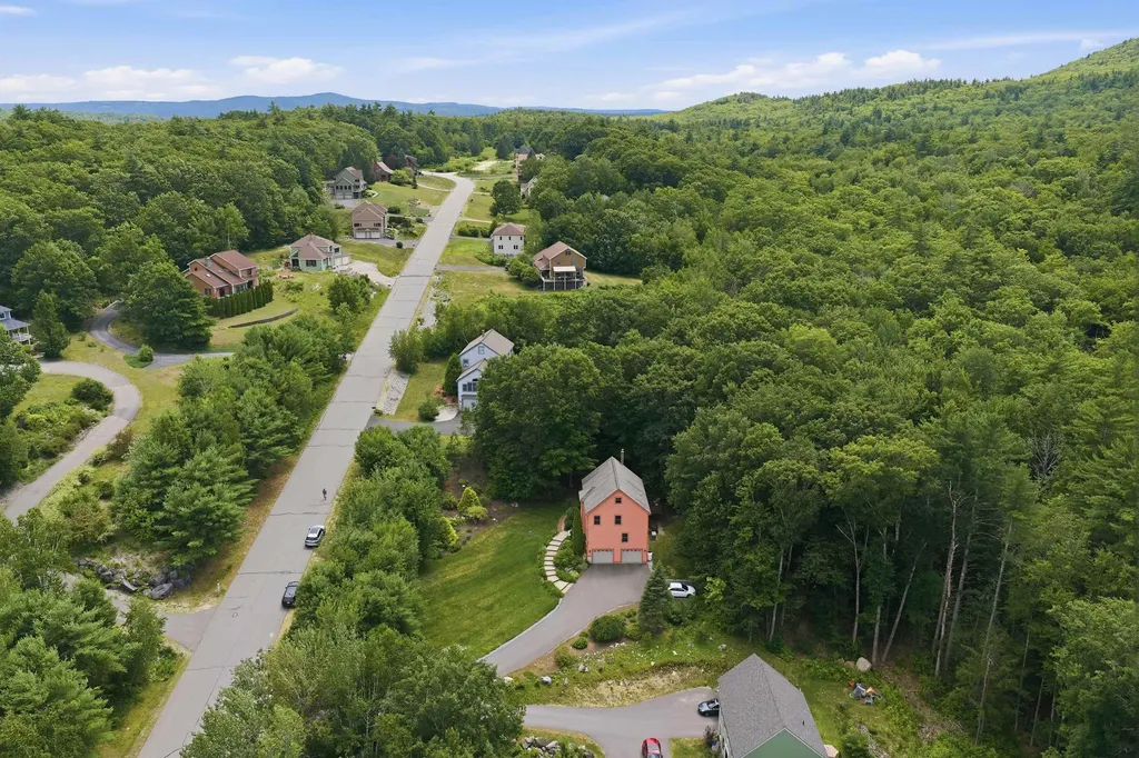 40 Lakewood Drive Alton NH 03810