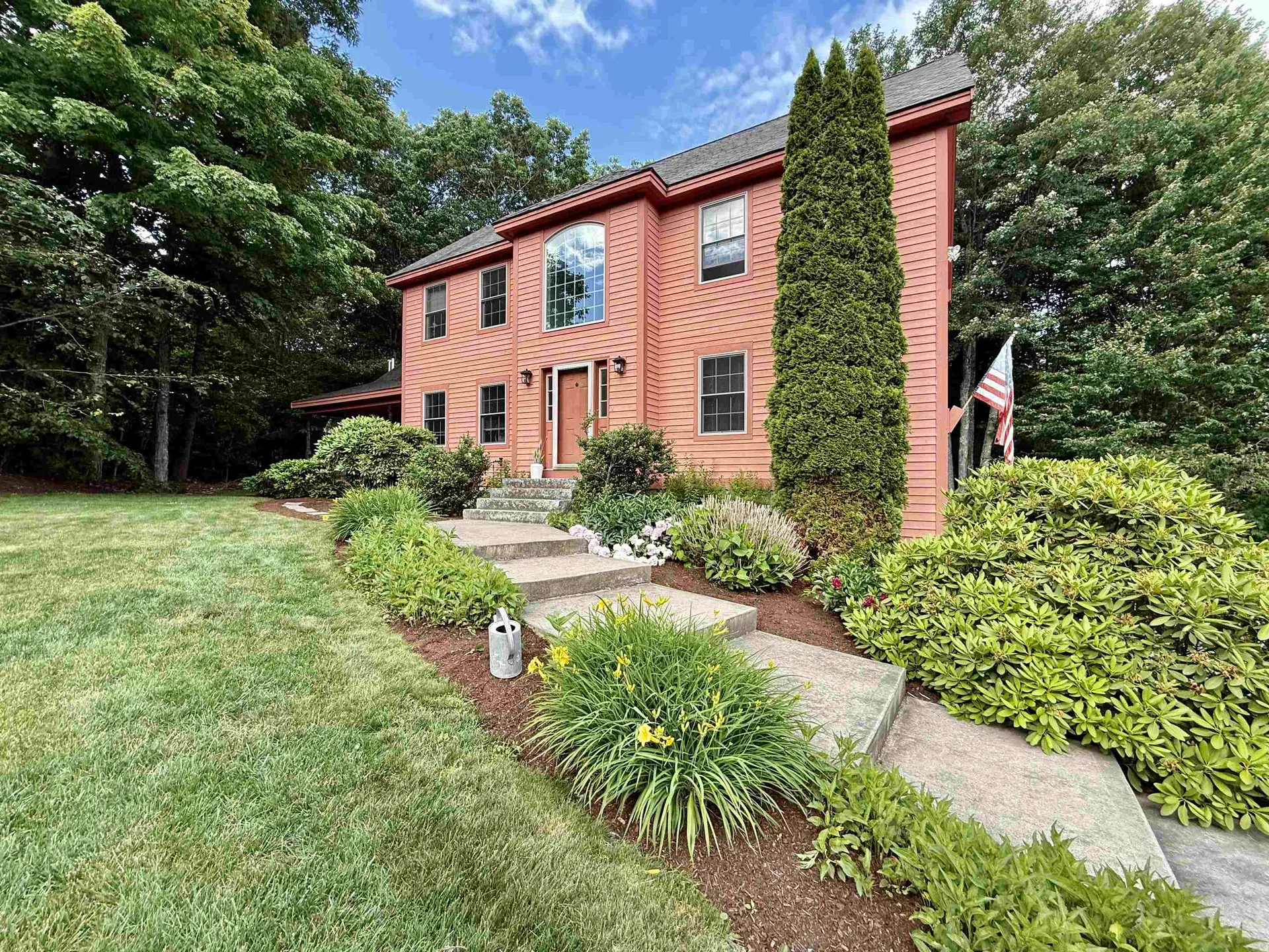 40 Lakewood Drive Alton NH 03810