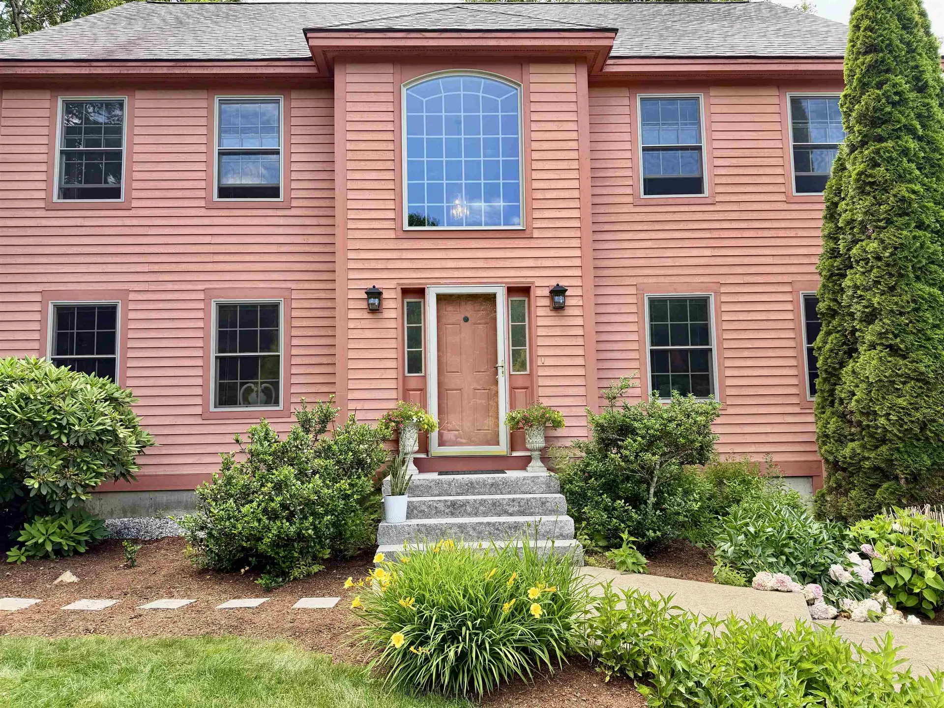 40 Lakewood Drive Alton NH 03810