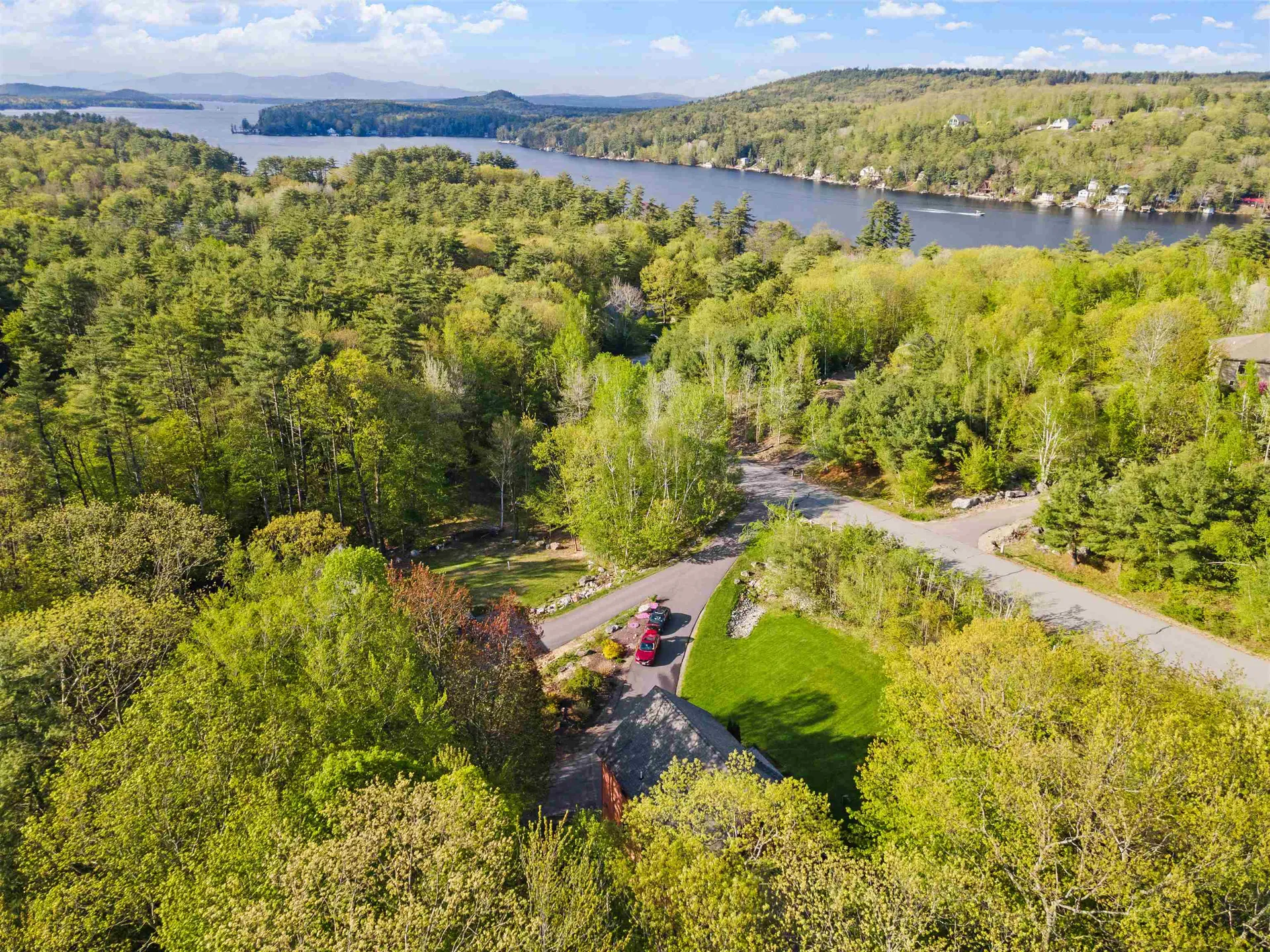 40 Lakewood Drive Alton NH 03810