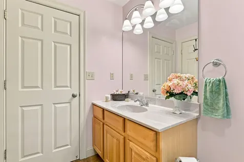 40 Lakewood Drive Alton NH 03810