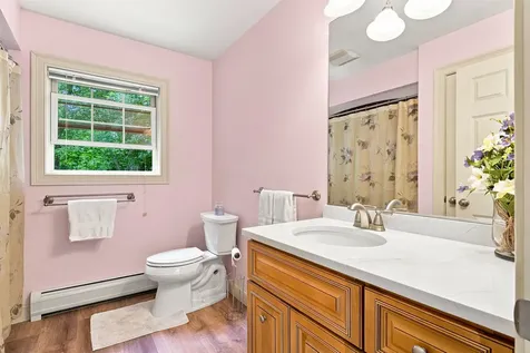40 Lakewood Drive Alton NH 03810