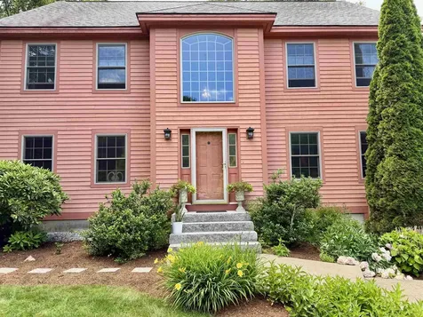 40 Lakewood Drive Alton NH 03810