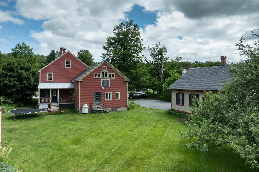 81 Main Street Chester VT 05143
