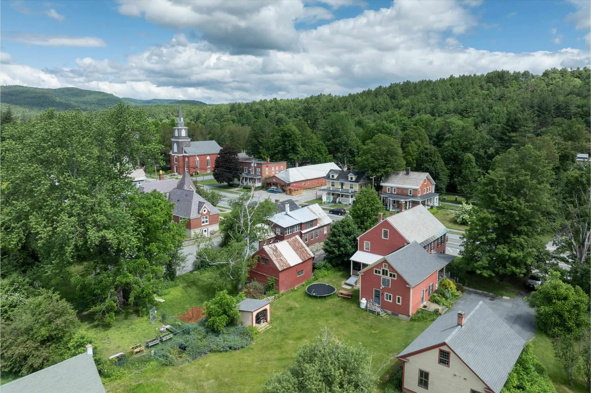 81 Main Street Chester VT 05143