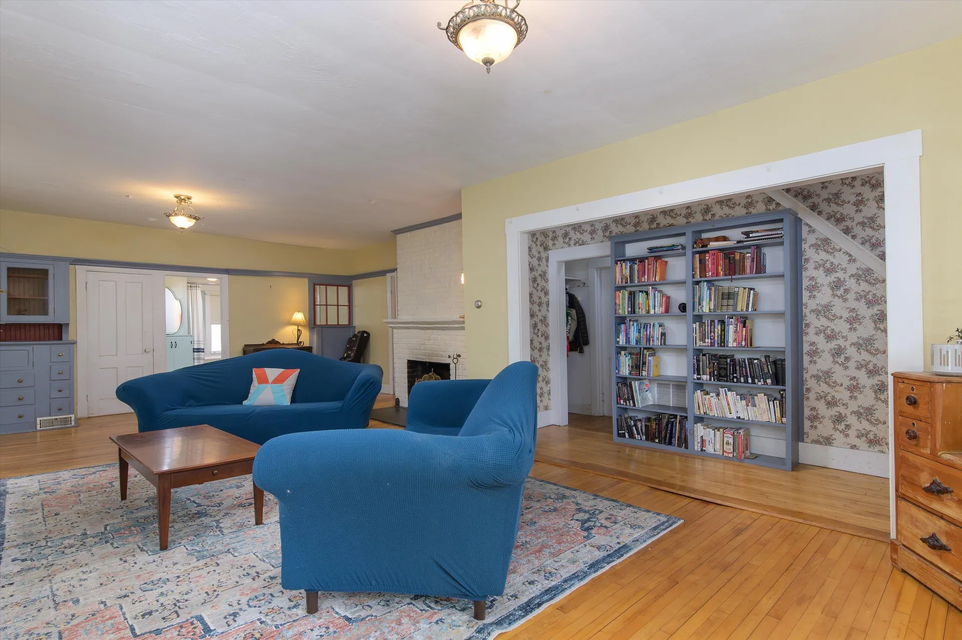 81 Main Street Chester VT 05143