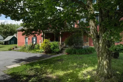 81 Main Street Chester VT 05143