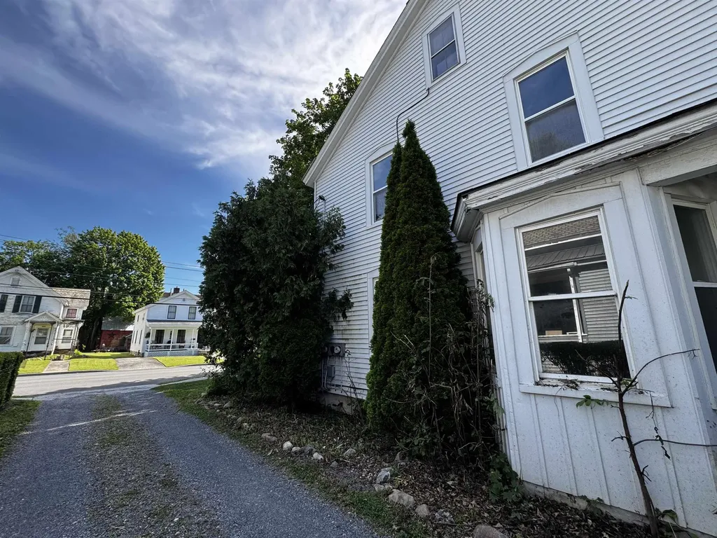 406-408 Gage Street Bennington VT 05201