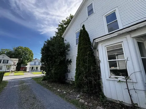 406-408 Gage Street Bennington VT 05201