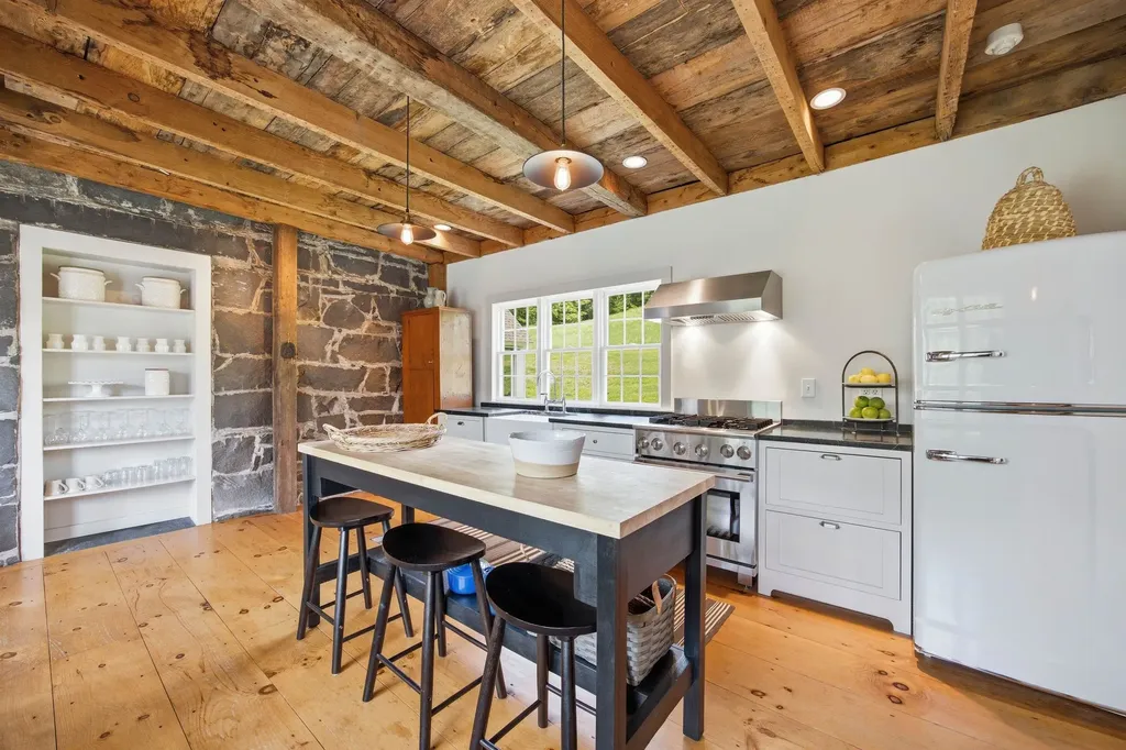 473 Kendall Road Woodstock VT 05071