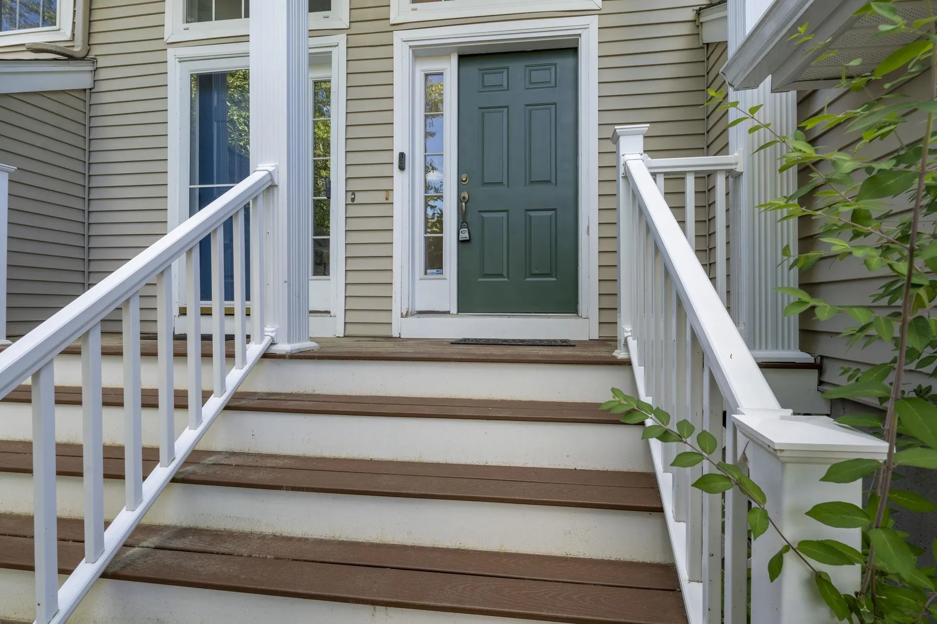 16 Edward Circle Bedford NH 03110