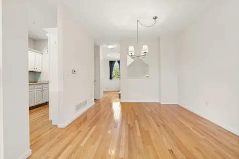 16 Edward Circle Bedford NH 03110