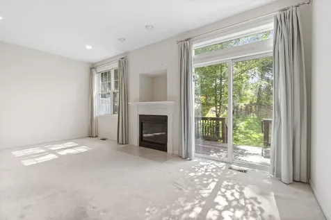 16 Edward Circle Bedford NH 03110
