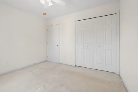 16 Edward Circle Bedford NH 03110