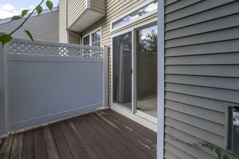 16 Edward Circle Bedford NH 03110