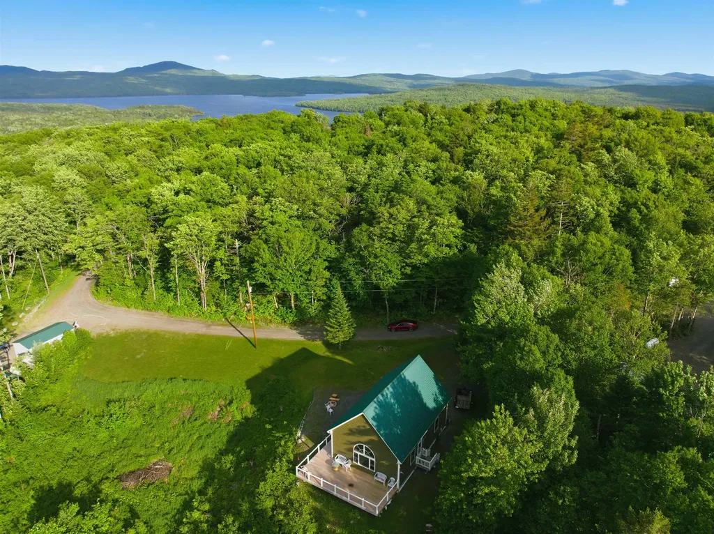 134 Lakeview Estates Road Pittsburg NH 03592