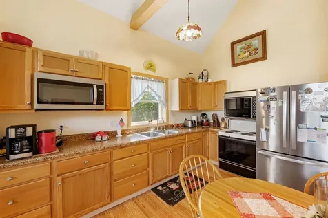 134 Lakeview Estates Road Pittsburg NH 03592