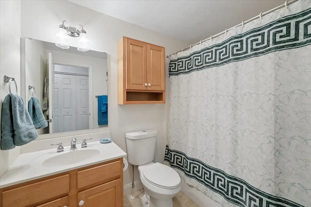 14 Aspen Drive Hampstead NH 03826