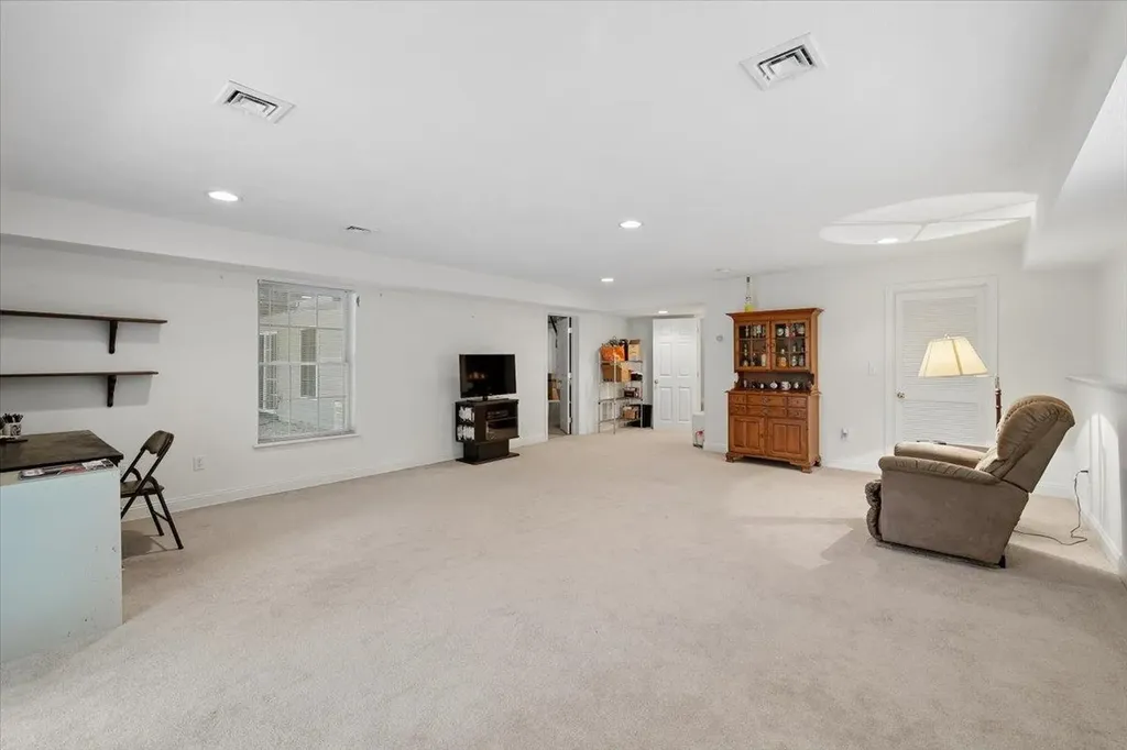 14 Aspen Drive Hampstead NH 03826
