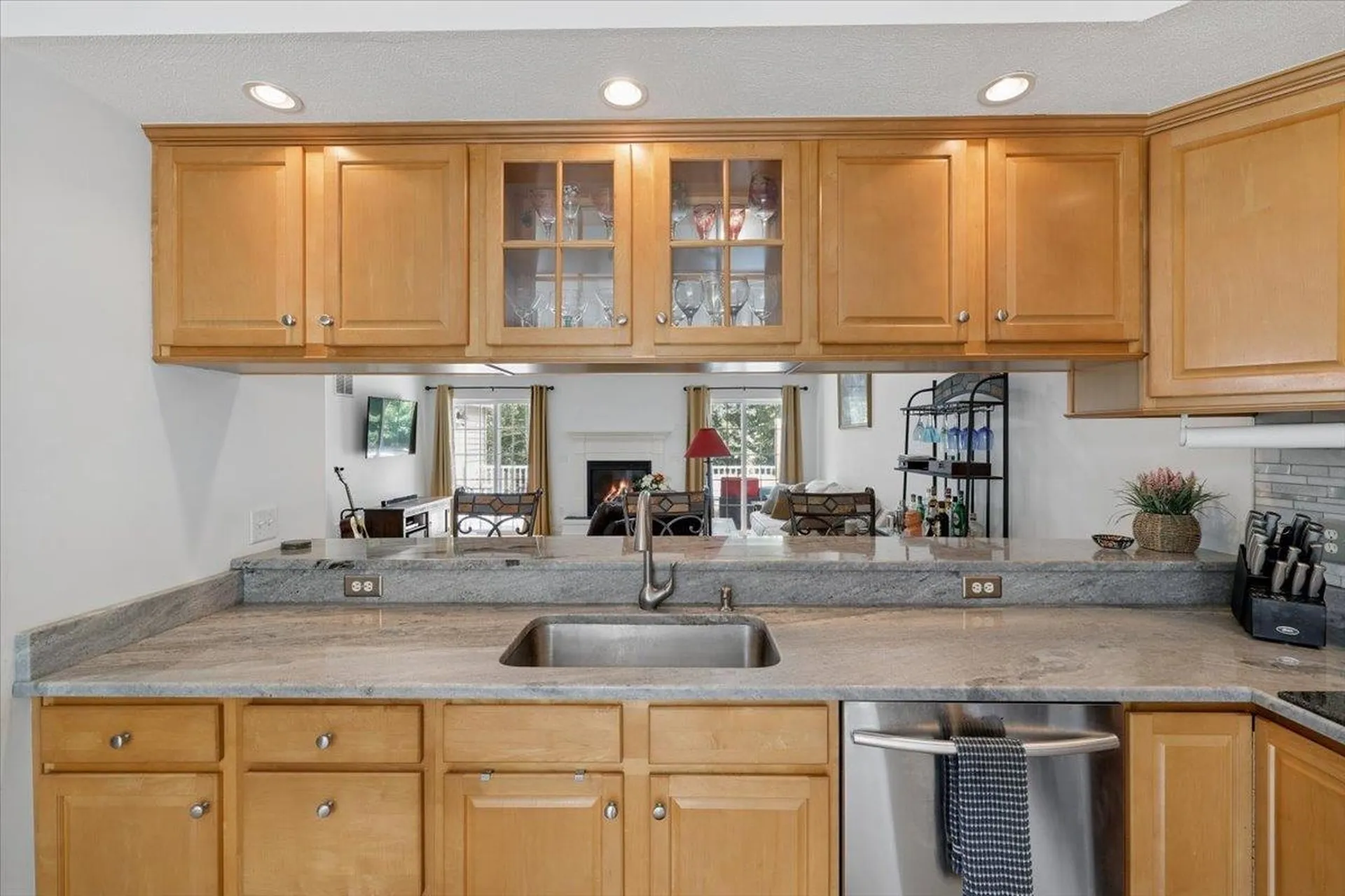14 Aspen Drive Hampstead NH 03826