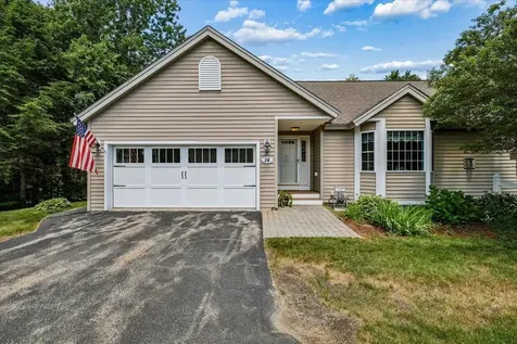 14 Aspen Drive Hampstead NH 03826