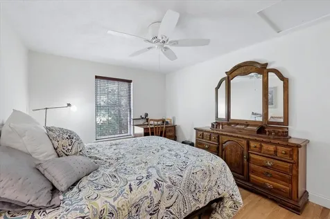 14 Aspen Drive Hampstead NH 03826