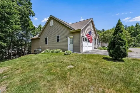 14 Aspen Drive Hampstead NH 03826