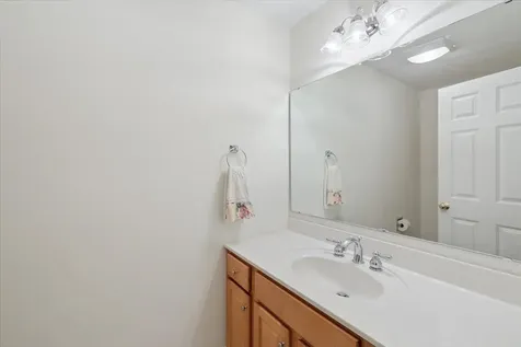 14 Aspen Drive Hampstead NH 03826