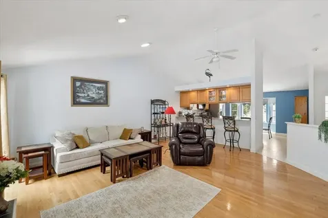 14 Aspen Drive Hampstead NH 03826