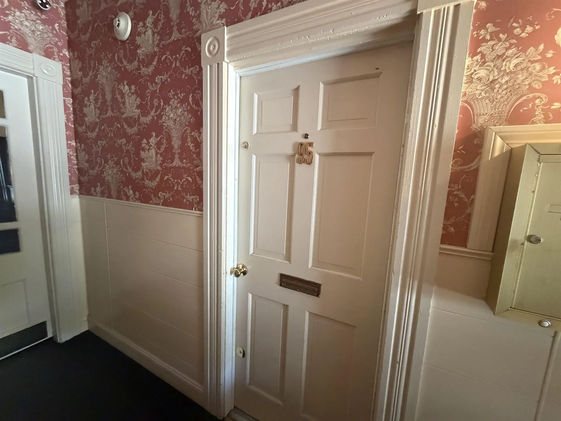 97 Bridge Street Manchester NH 03101-1652