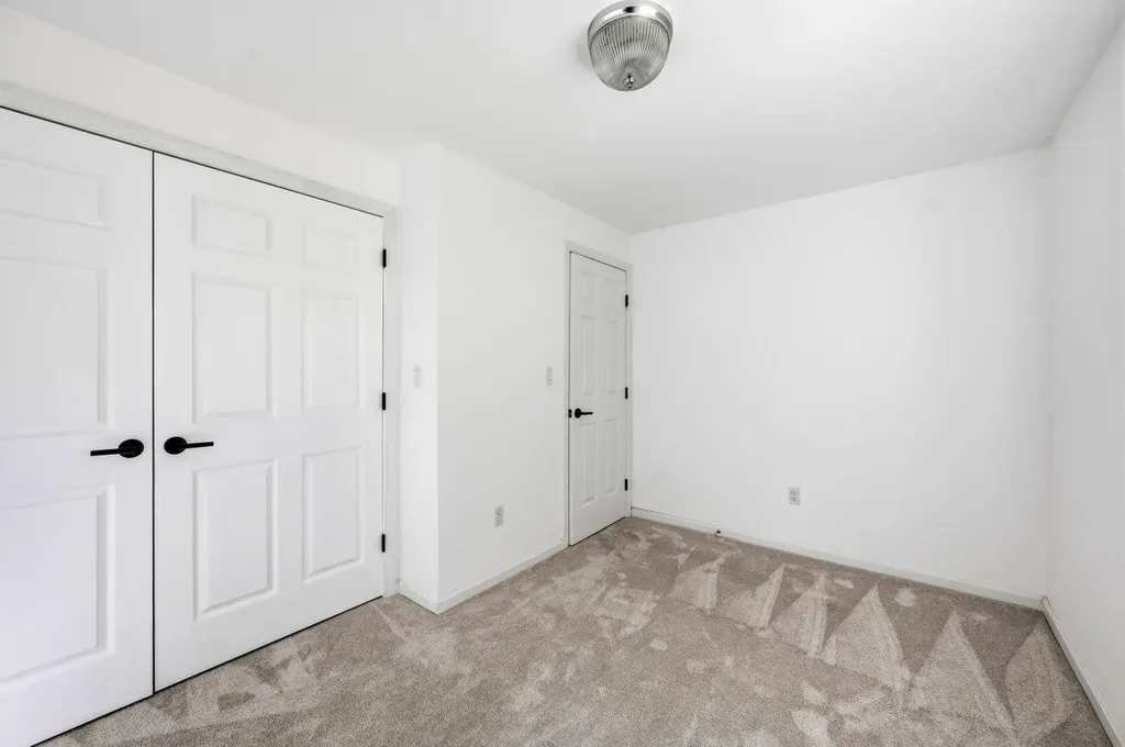76 Mast Road Dover NH 03820