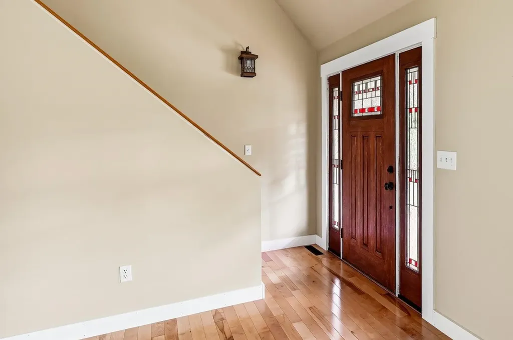 76 Mast Road Dover NH 03820