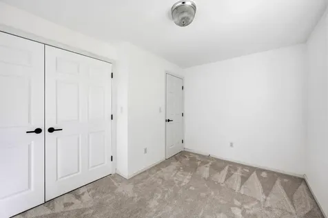 76 Mast Road Dover NH 03820