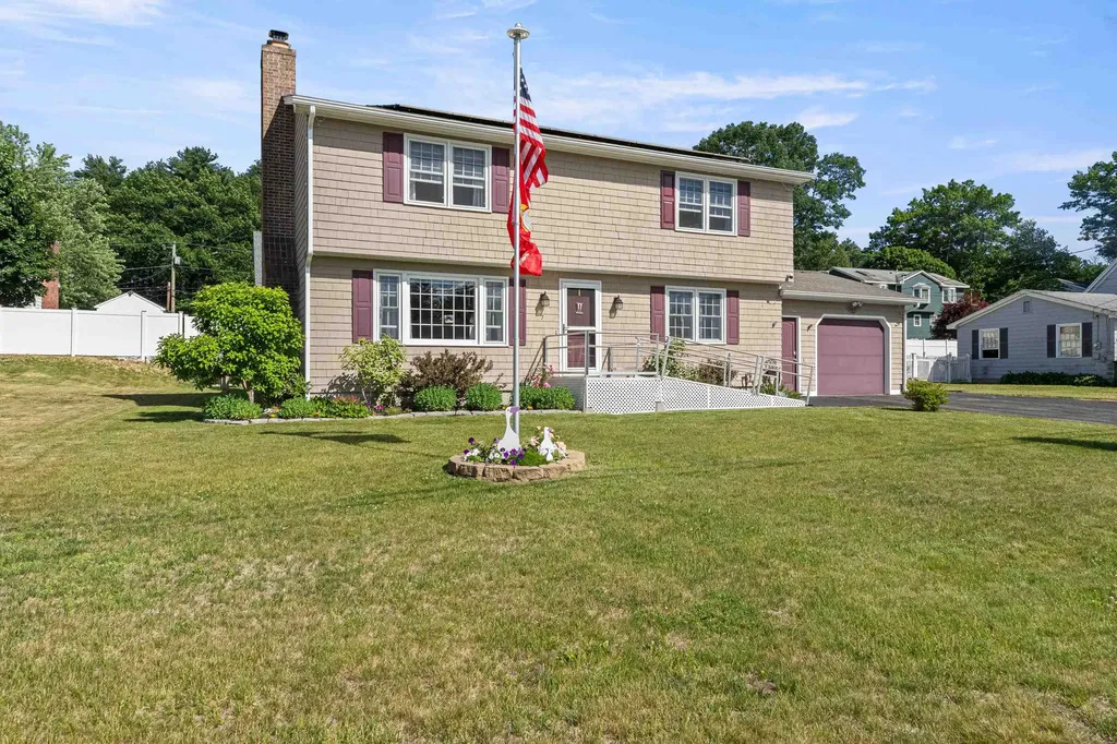7 Hopi Drive Nashua NH 03063