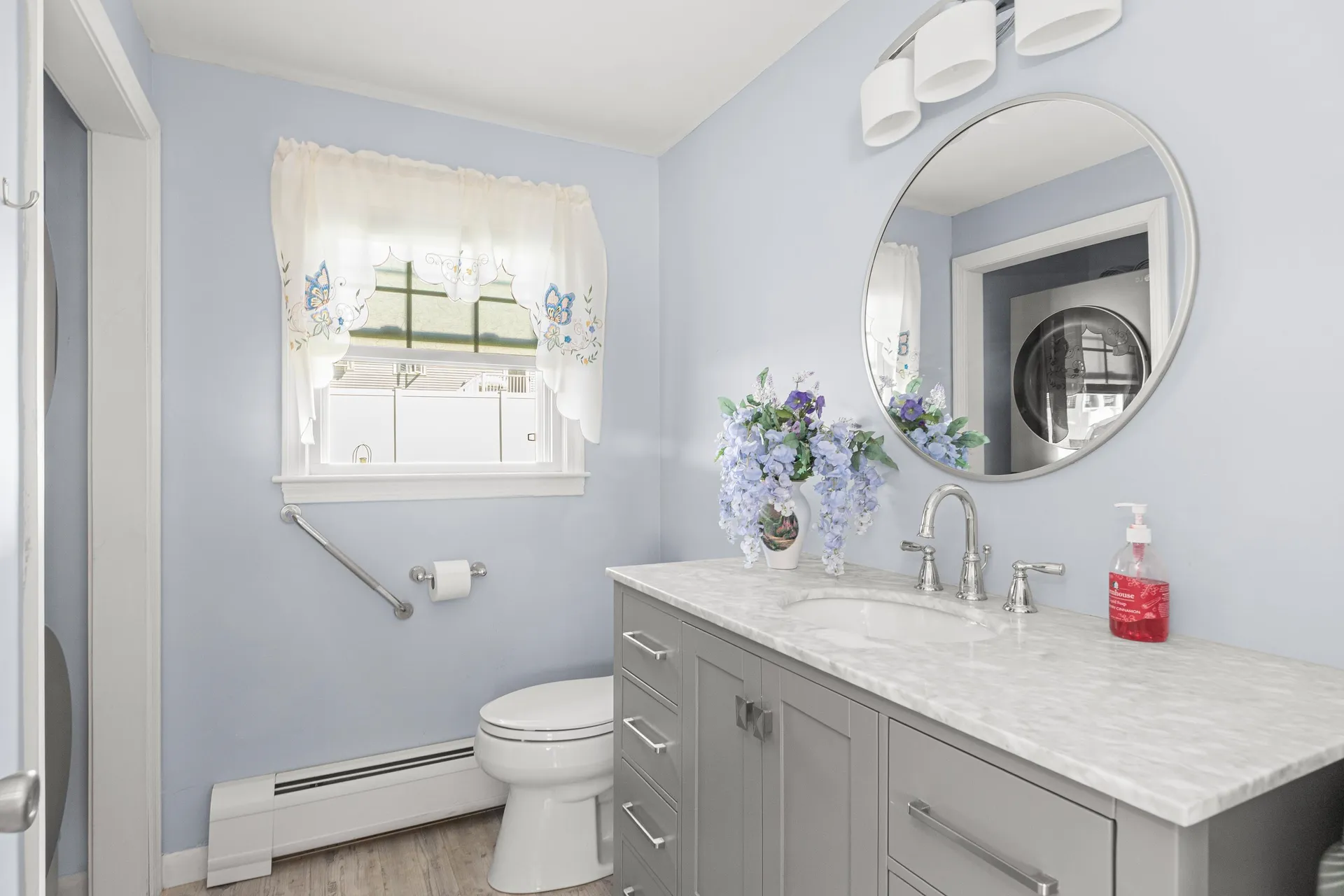 7 Hopi Drive Nashua NH 03063