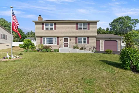7 Hopi Drive Nashua NH 03063