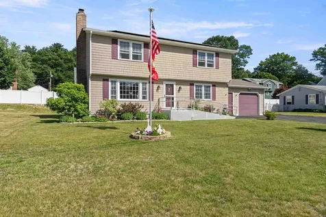 7 Hopi Drive Nashua NH 03063