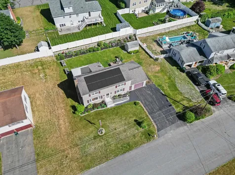 7 Hopi Drive Nashua NH 03063