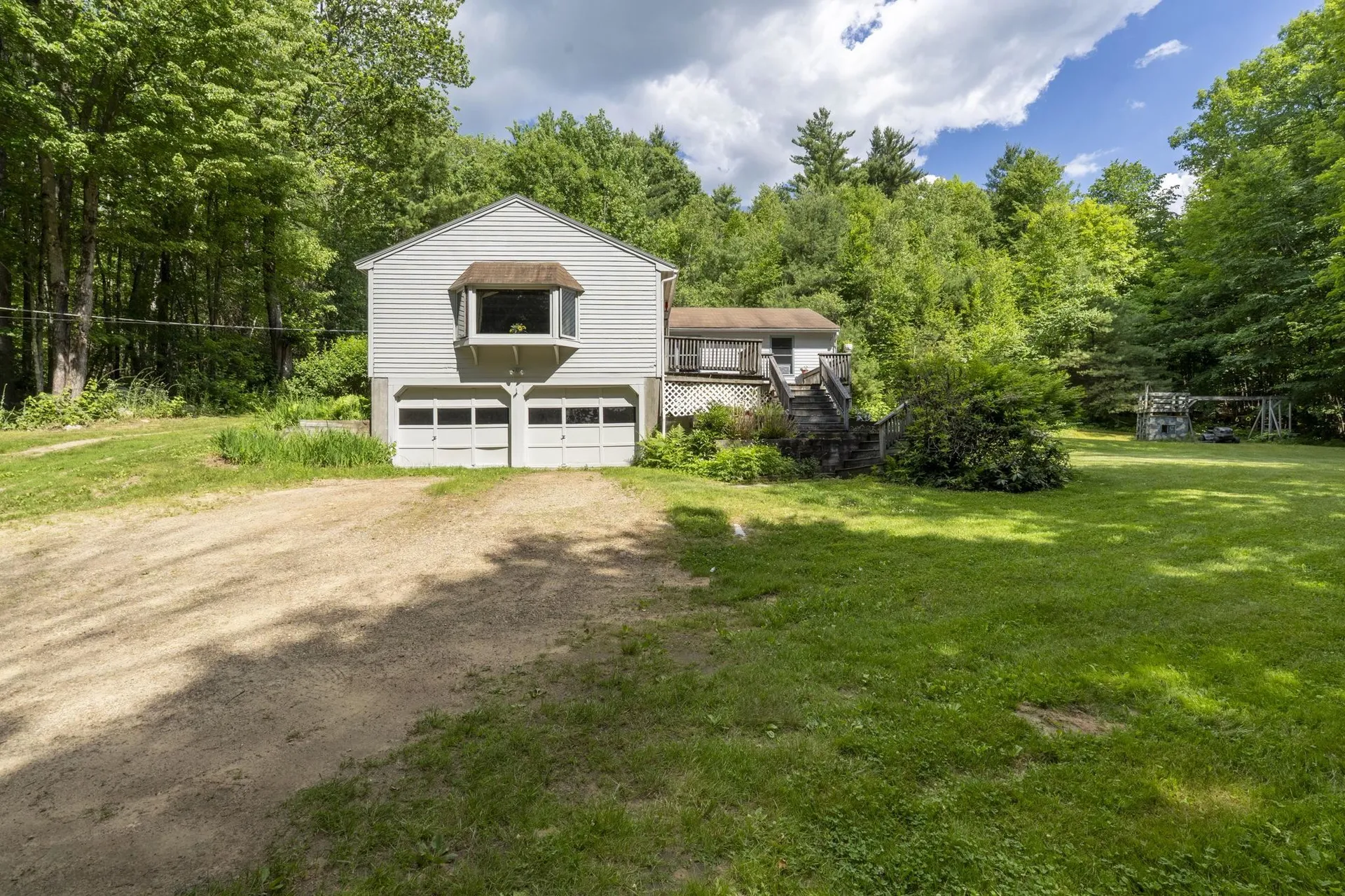 127 Mountain Road Deerfield NH 03037