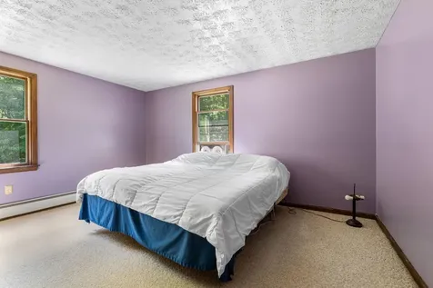 127 Mountain Road Deerfield NH 03037