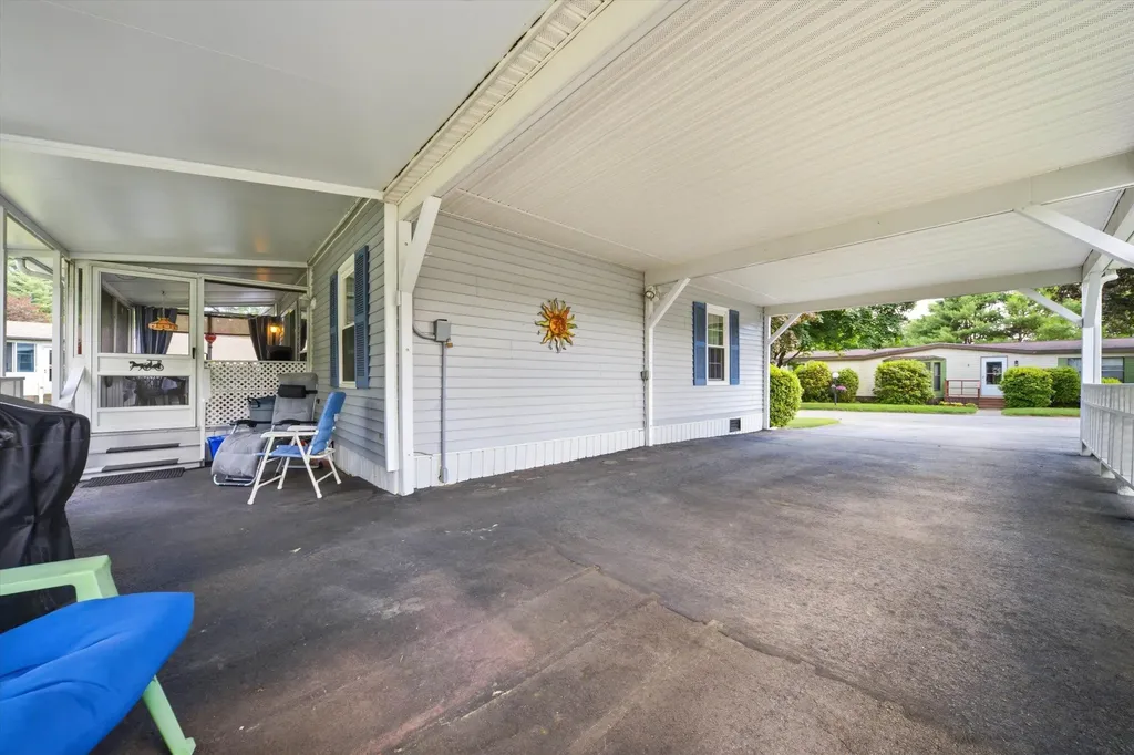 163 Donald Drive Goffstown NH 03045