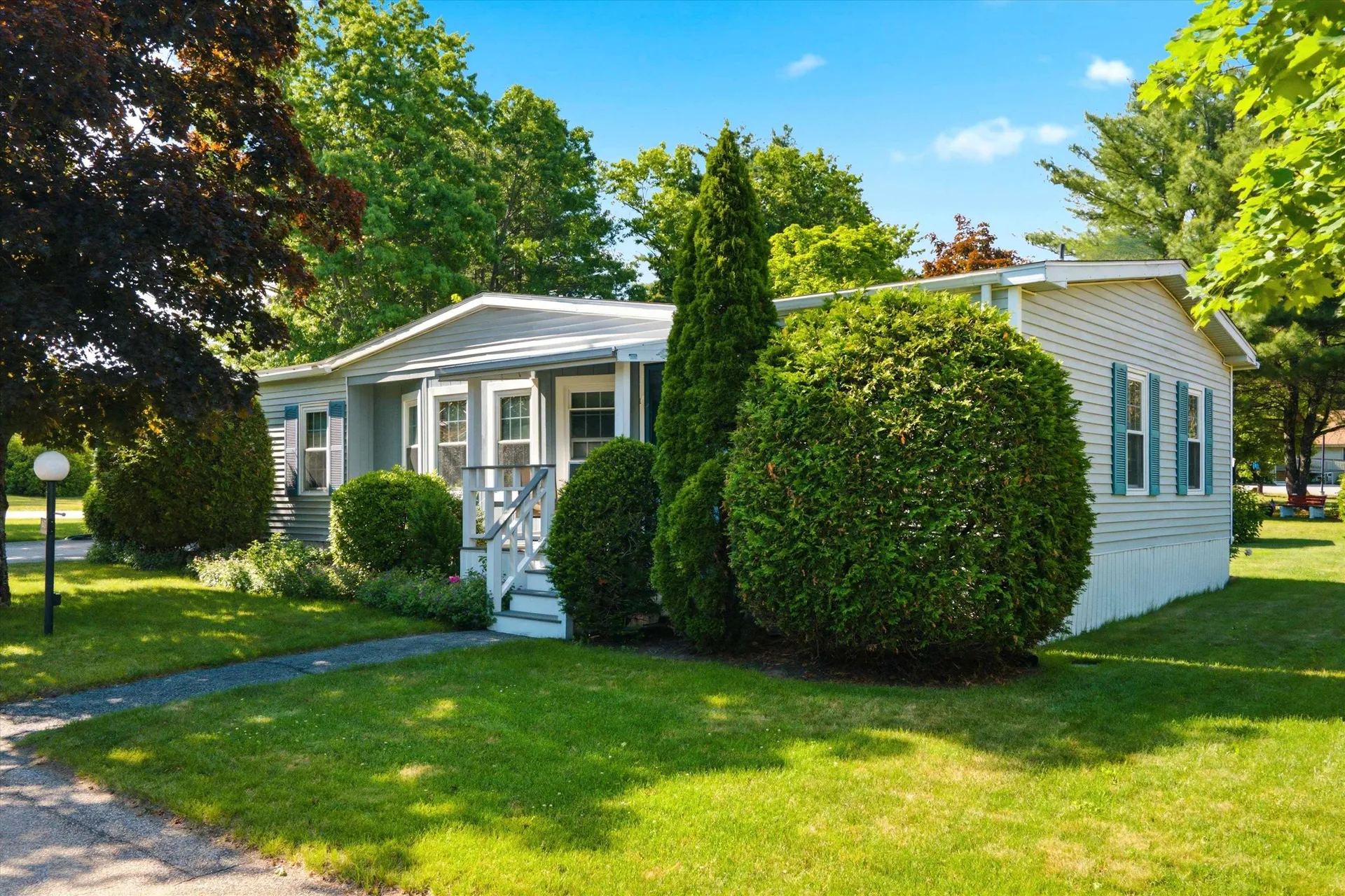 163 Donald Drive Goffstown NH 03045