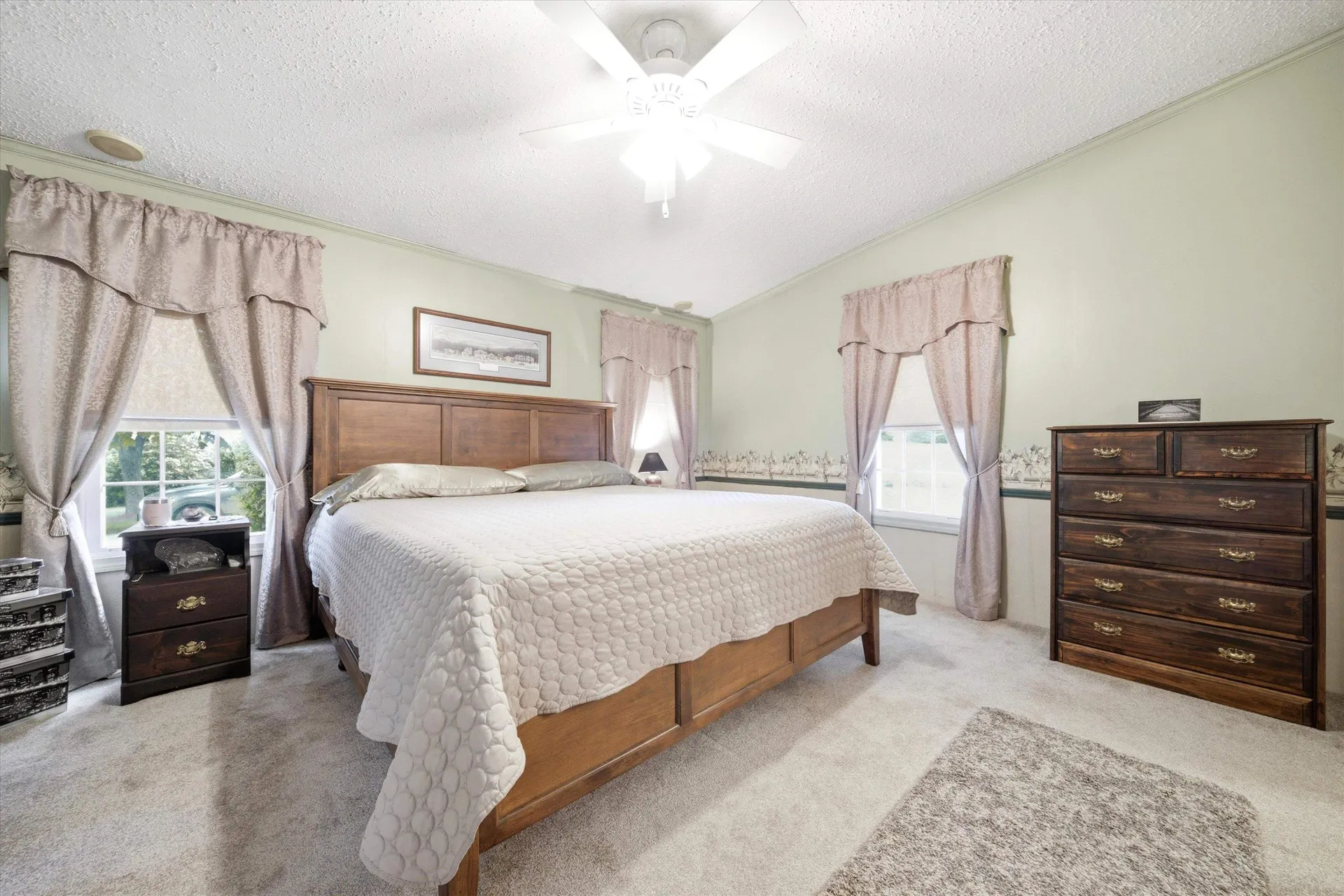 163 Donald Drive Goffstown NH 03045