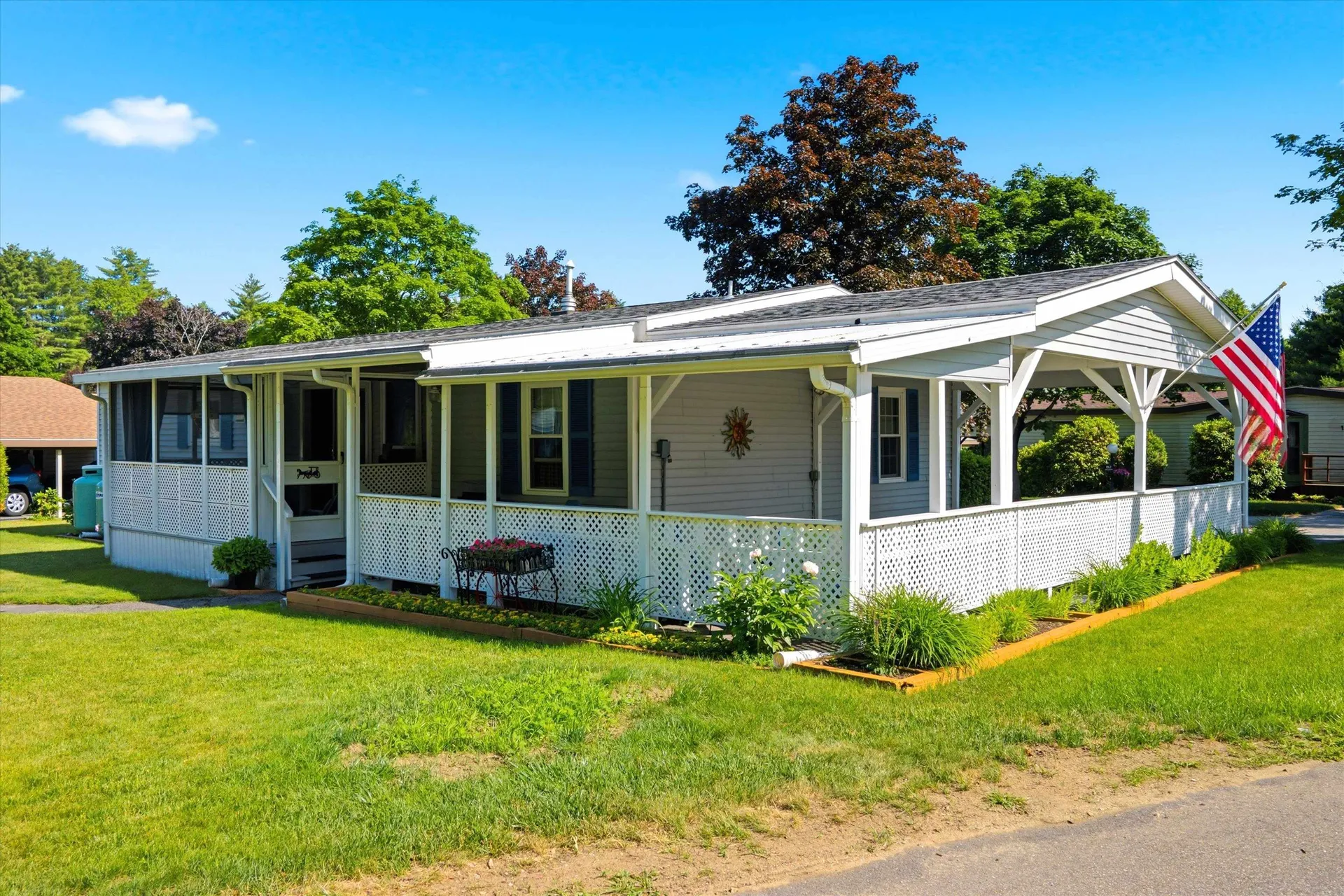 163 Donald Drive Goffstown NH 03045