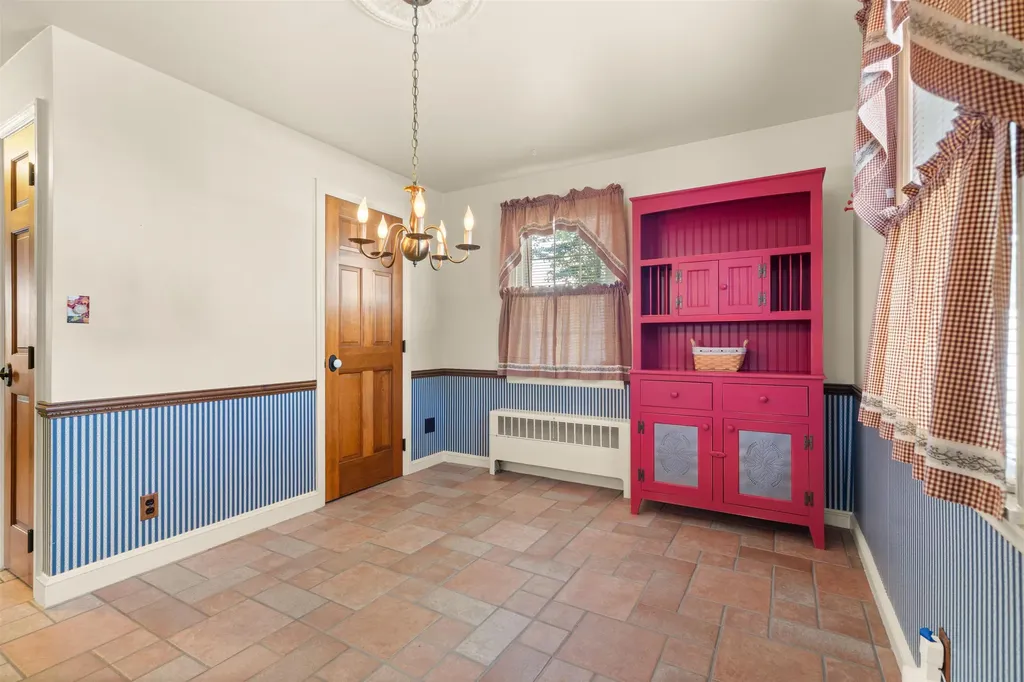 128 Holly Avenue Manchester NH 03103