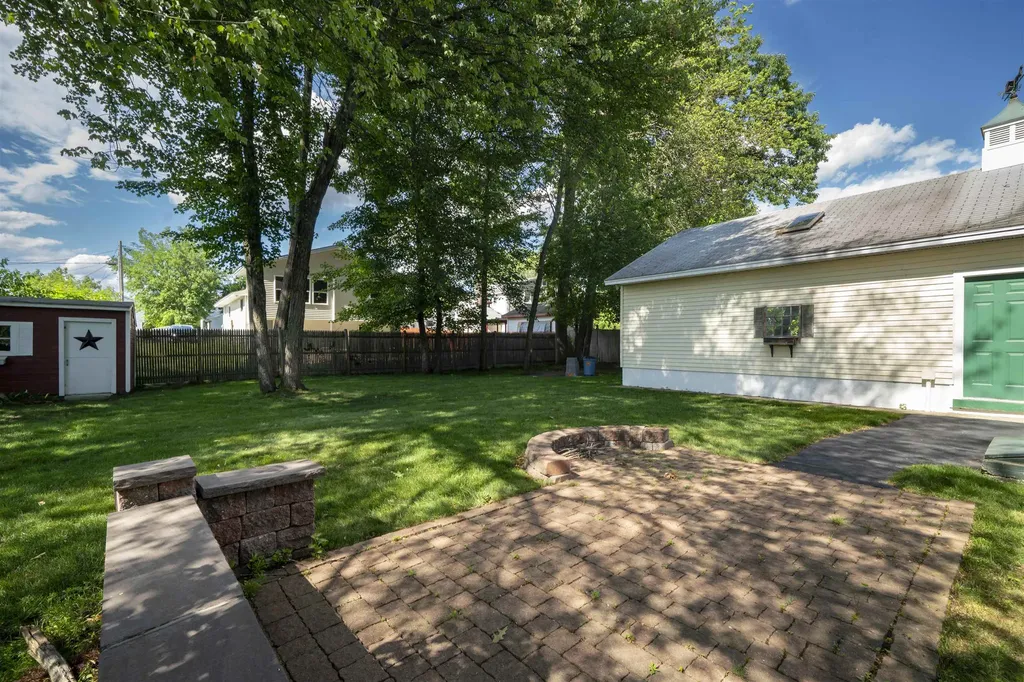 128 Holly Avenue Manchester NH 03103