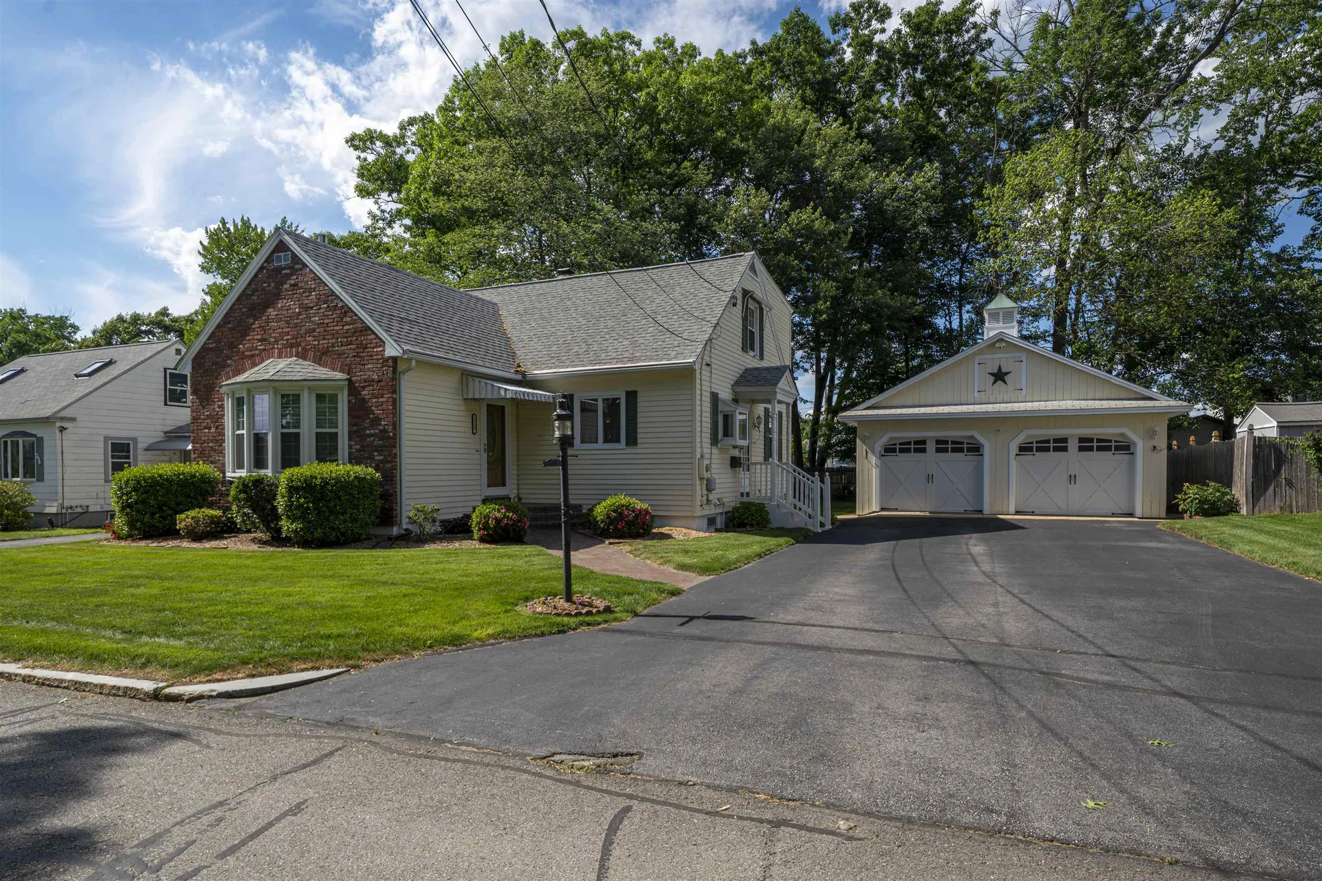 128 Holly Avenue Manchester NH 03103